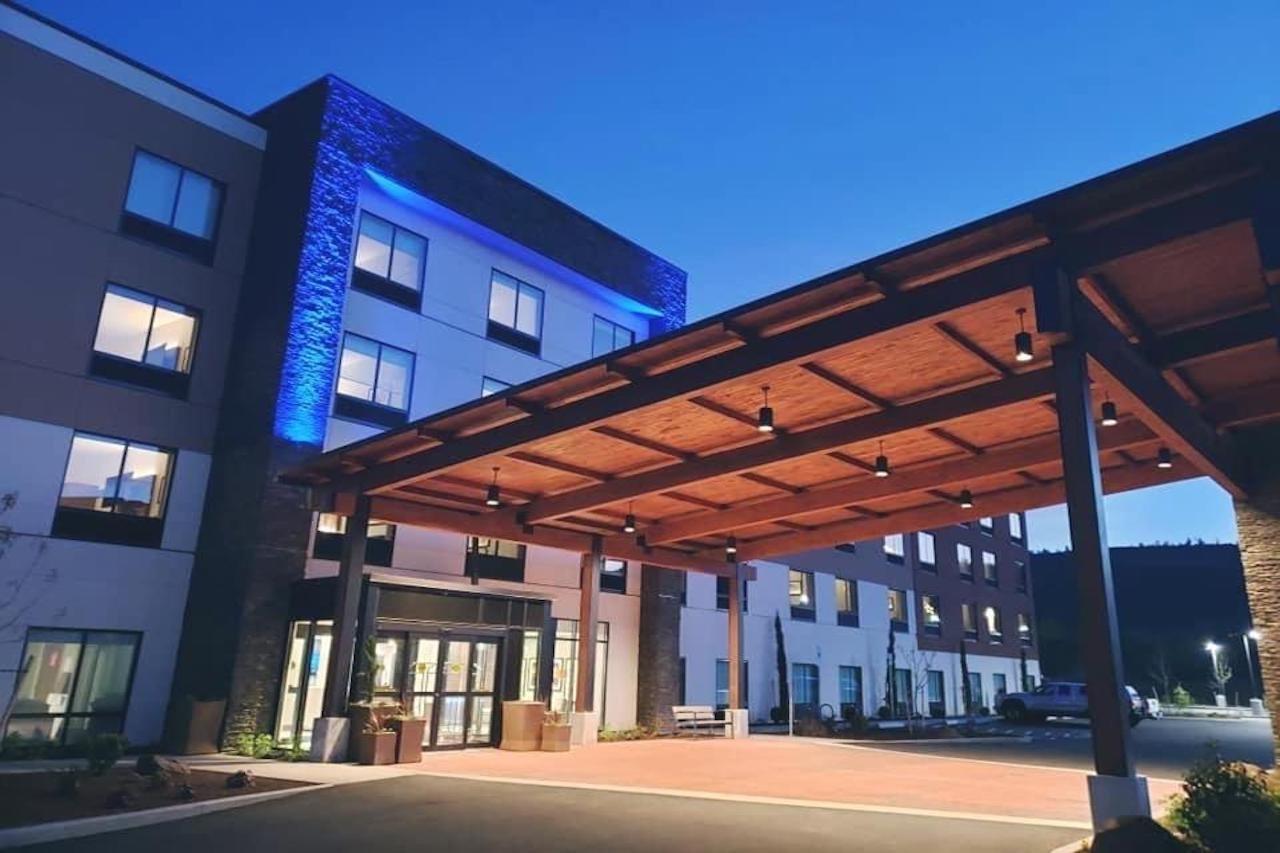 Holiday Inn Express & Suites - The Dalles By Ihg Buitenkant foto